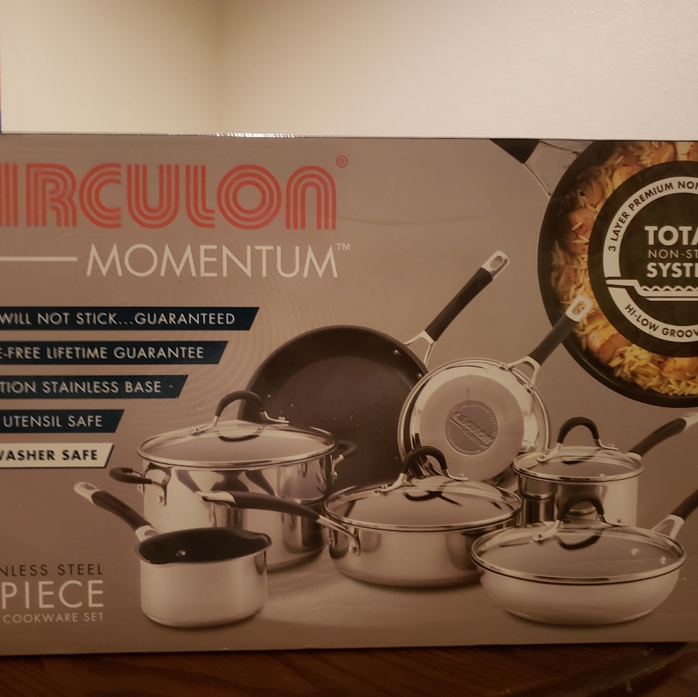 11 peice circulon momentum cookware set